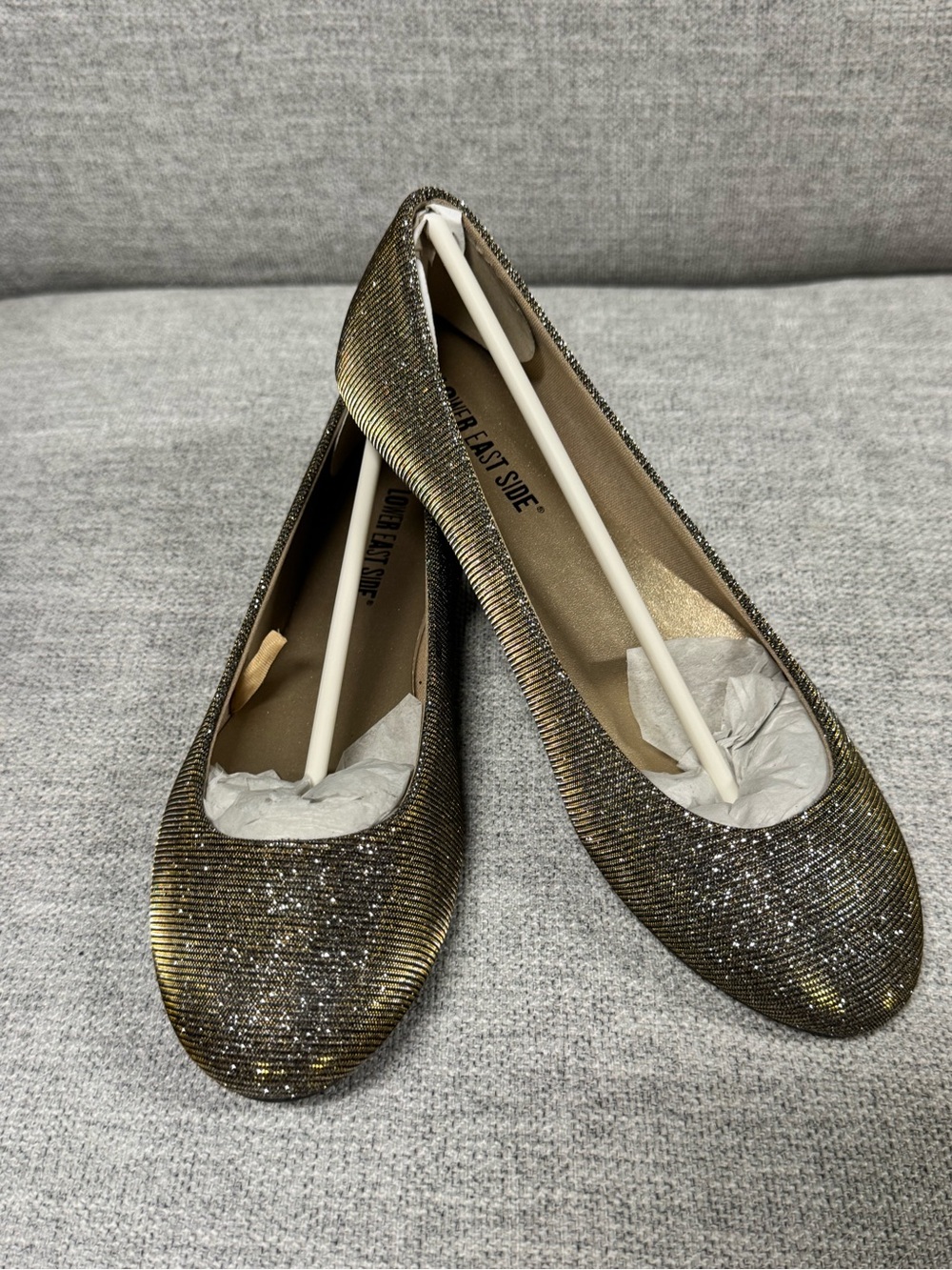 LOWER EAST SIDE Gold Glitter Ribbed Ballet Flats